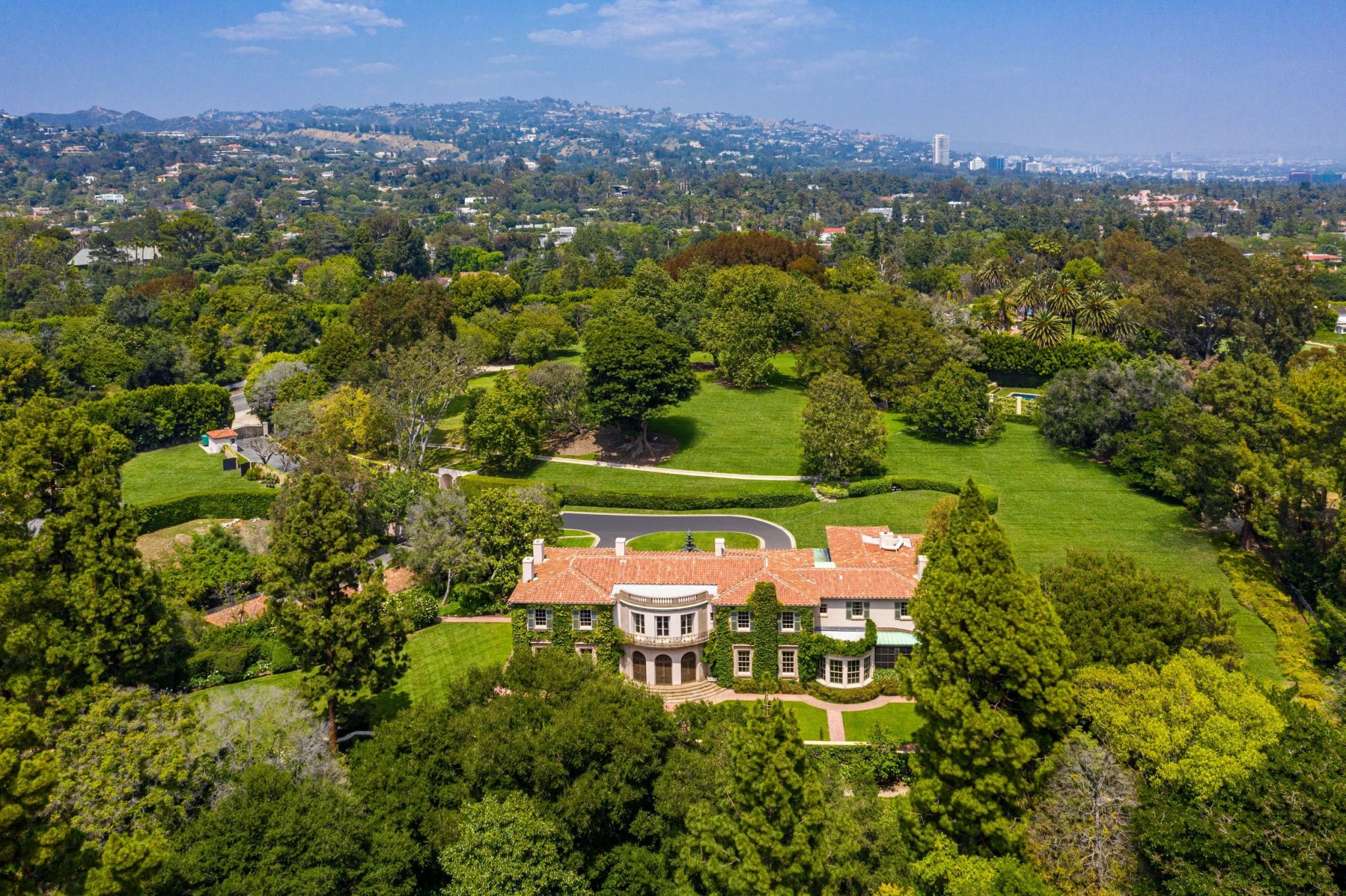 The most impressive, sprawling estate in Los Angeles - $115,000,000
