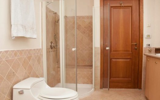 Oustanding three-story home in Jewish Quarter – Old City – Jerusalem