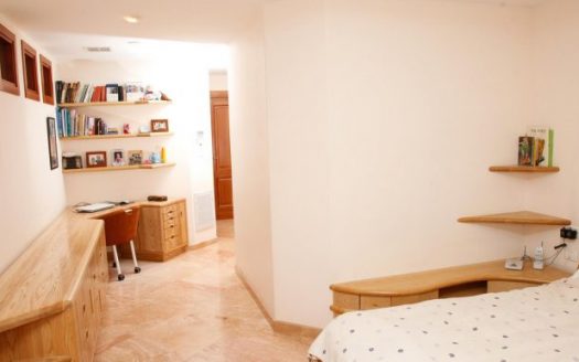 Oustanding three-story home in Jewish Quarter – Old City – Jerusalem