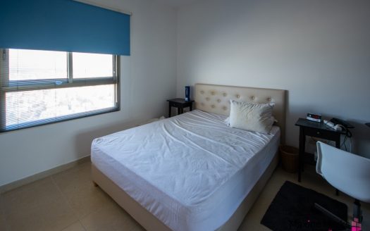 Spacious 4 roomed apartment for sale on Nitza Boulevard, Netanya