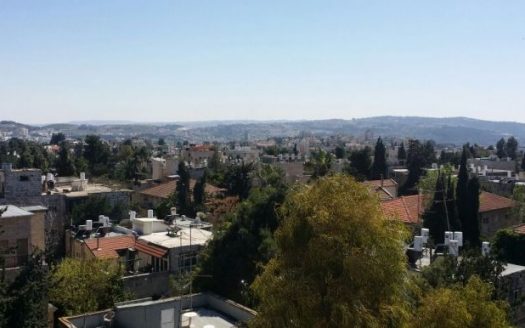 Beautiful Penthouse with Private Roof for SALE in Jerusalem, Rechavia – 6,690,152 ILS