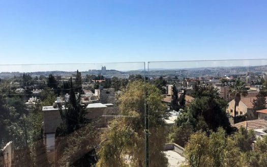 Beautiful Penthouse with Private Roof for SALE in Jerusalem, Rechavia – 6,690,152 ILS