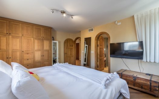 Magnificent semi-detached House for SALE in Jerusalem, Rechavia – 20,092,922 ILS