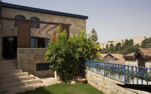 Historic House for SALE in Yemin Moshe, Jerusalem – 15,355,485 ILS